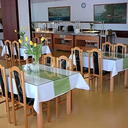 Osw Kaper Otel *
